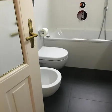 Mays Apartment